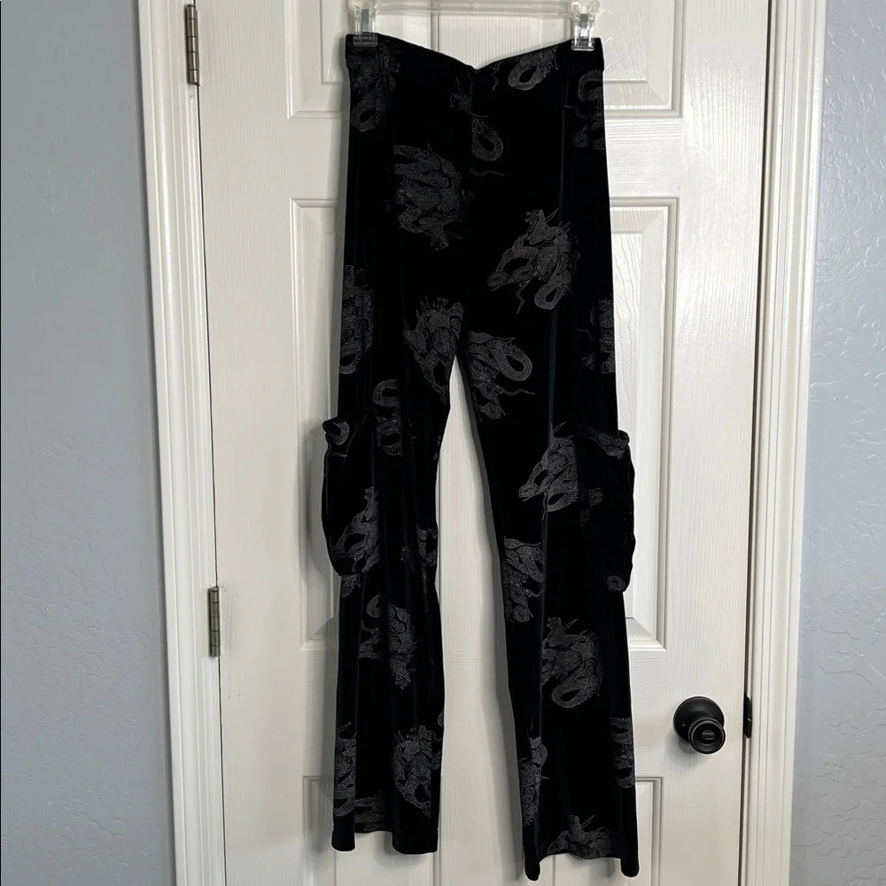 Vintage Sandy G black velvet velour metallic dragon print wide leg cargo pants 0